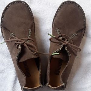 Clarks shoes